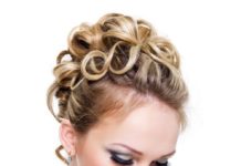 Pettinature sposa 444 0 Pettinature sposa